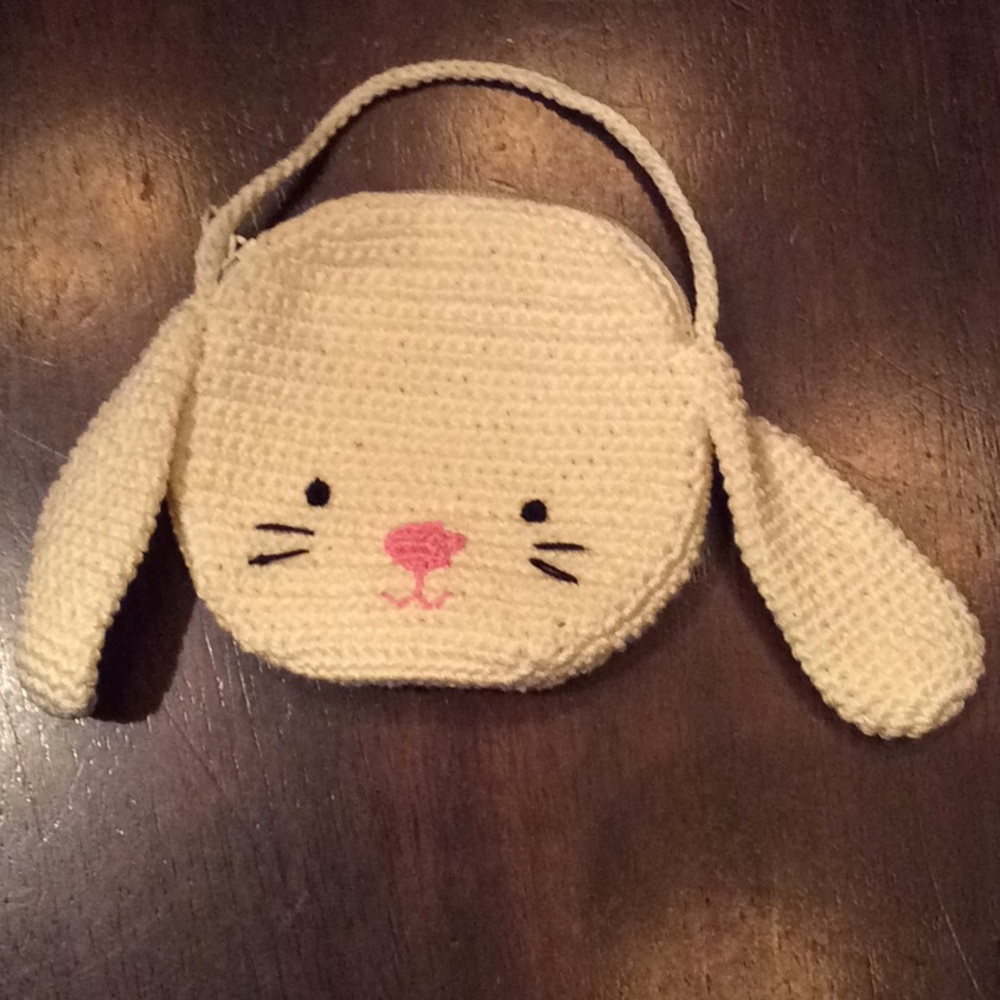 Small white bunny wallet